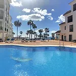 Duquesa Superb Seafront Marina Real Apartment *