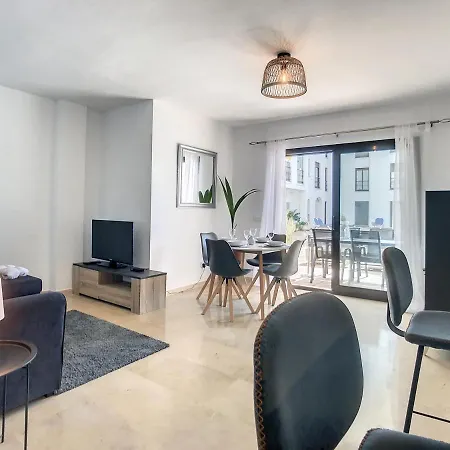 Apartment Duquesa Superb Seafront Marina Real Manilva